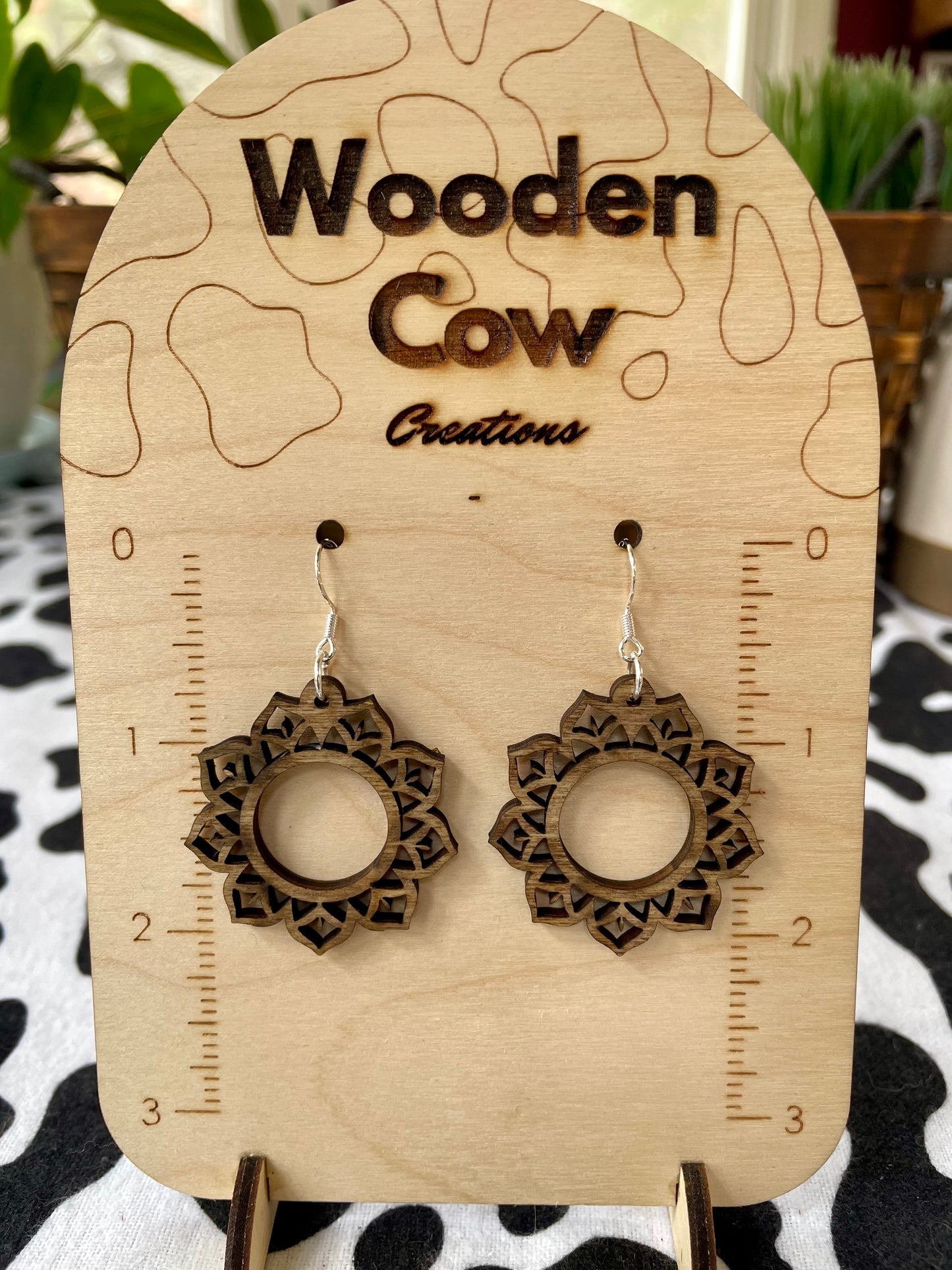 Mandela Flower Dangle