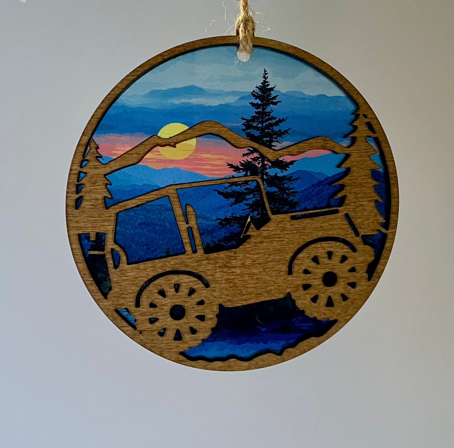 Mountain Jeep Sun-catcher