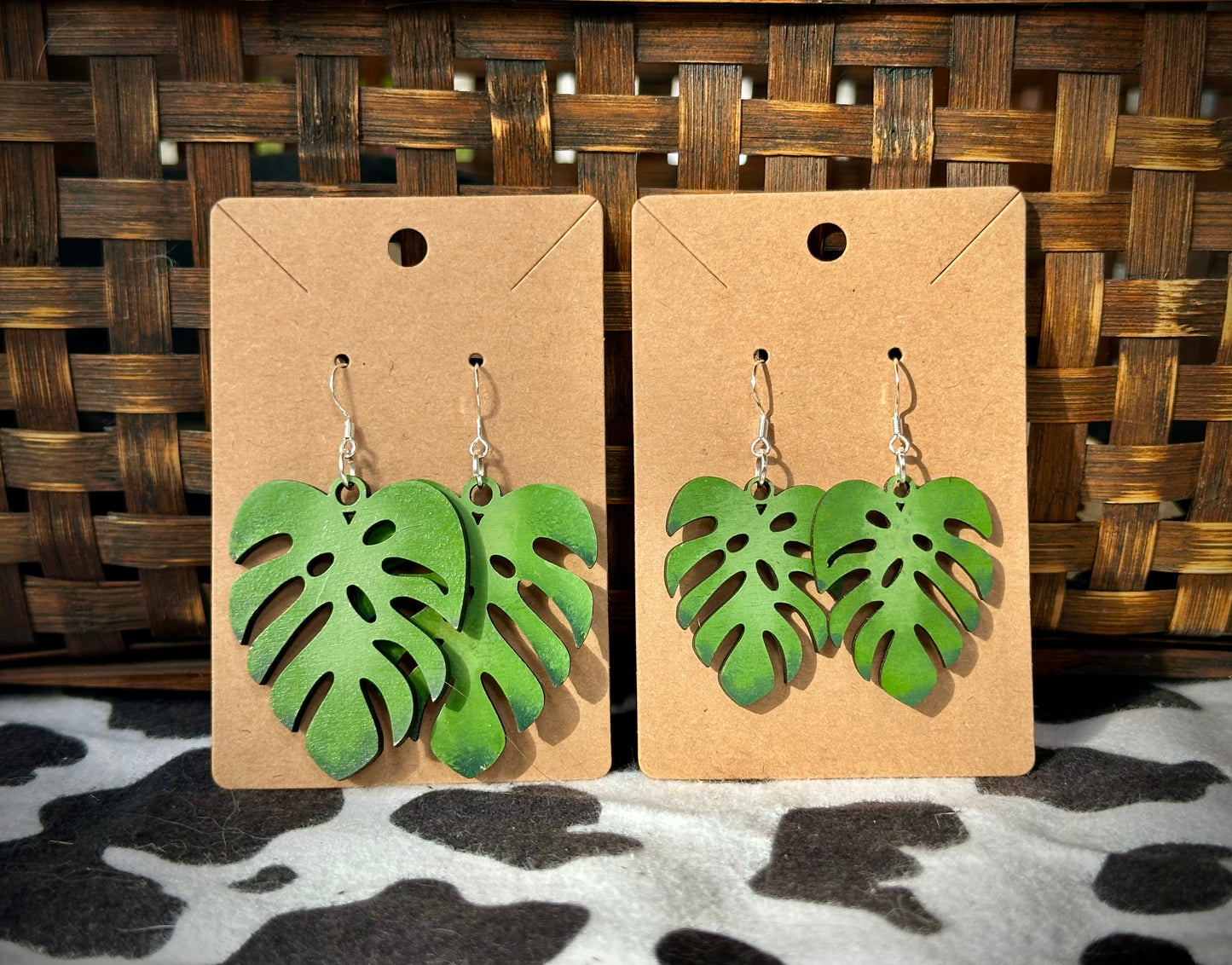 Monstera Leaf