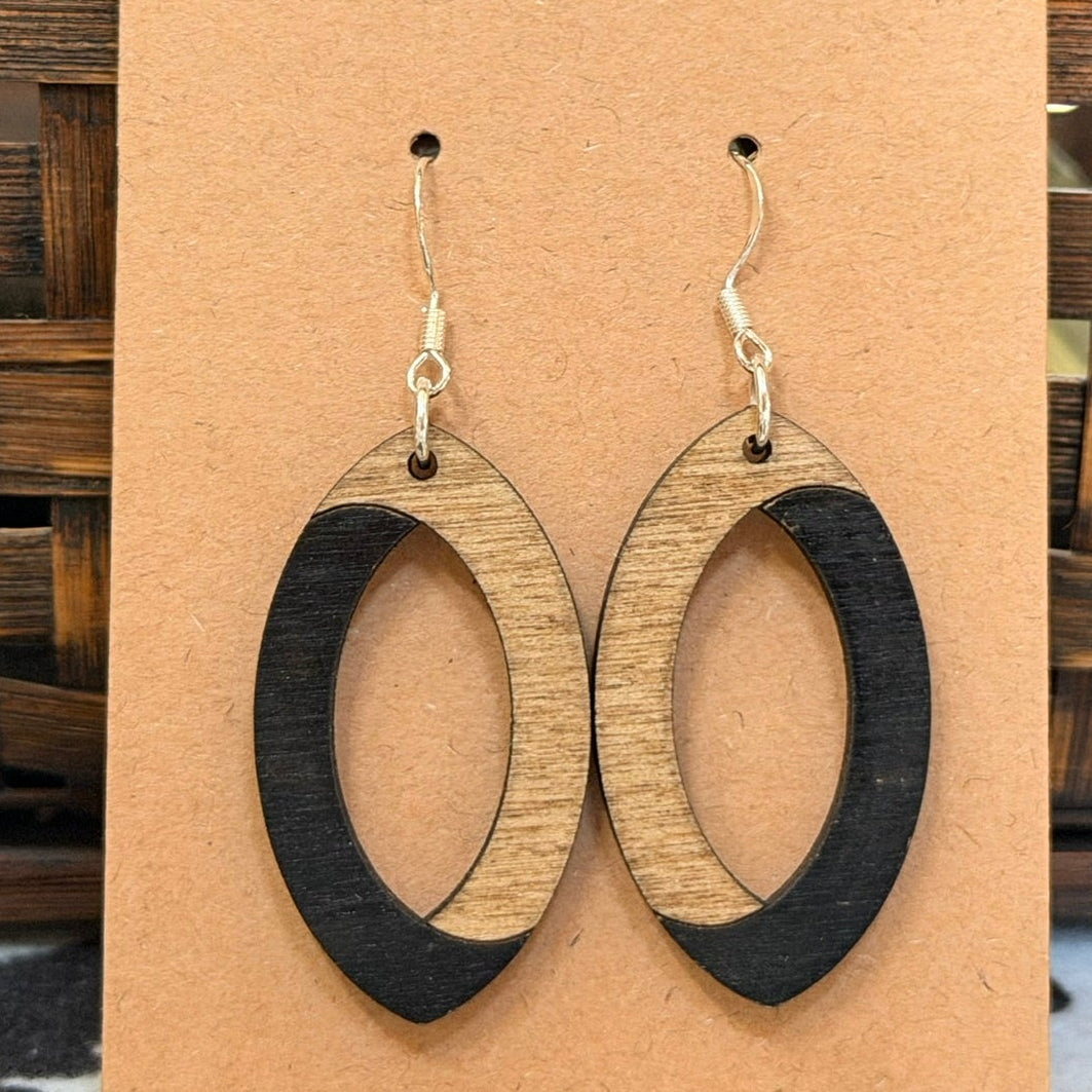 Black/Brown Staples